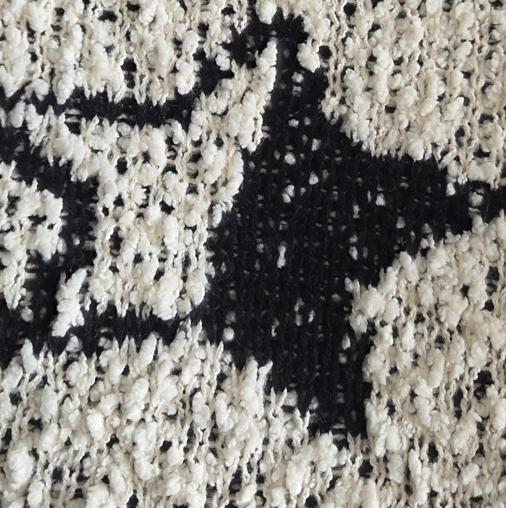 POL Cream Black Star Sweater L | Popcorn Knit Oversized Distressed Cozy Knit - Picture 4 of 8